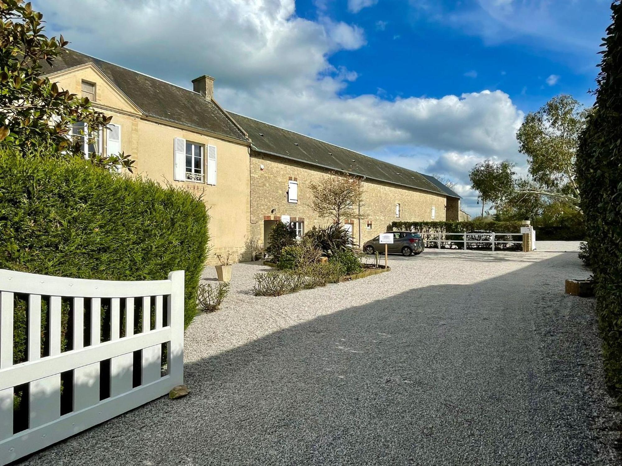 Les Chambres D'Omaha Beach Etablissement Avec Deux Chambres D'Hotes, Petit-Dejeuner Compris Fait-Maison Et Produits Locaux Vierville-sur-Mer Zewnętrze zdjęcie